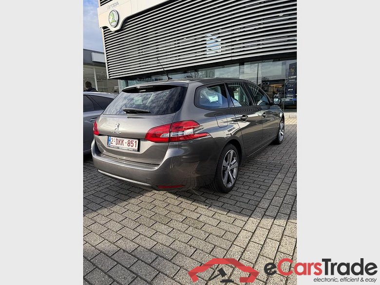 PEUGEOT 308 SW 1.2 PureTech Active #4
