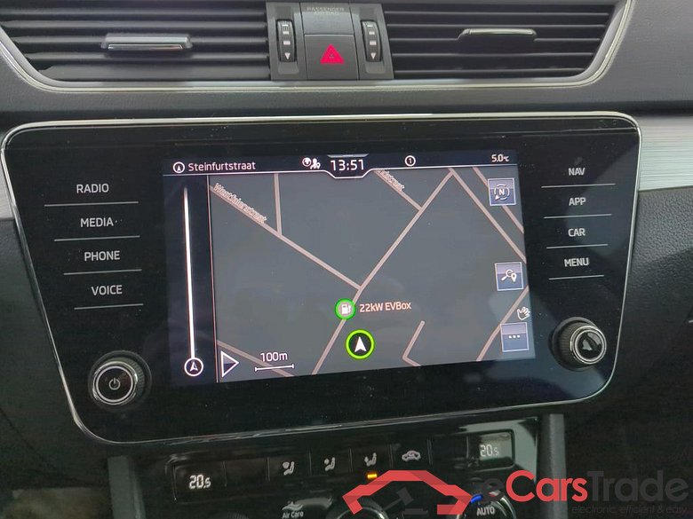 SKODA Superb Combi 110 kW #2