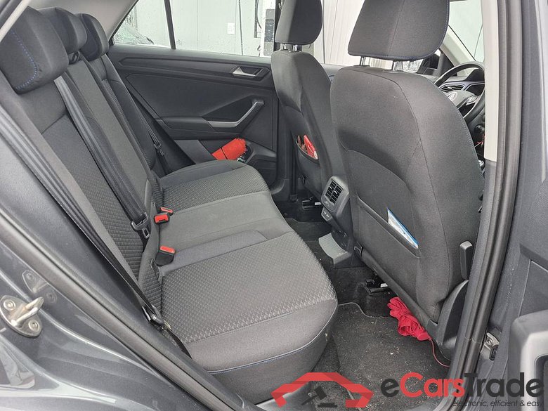 VOLKSWAGEN T-Roc T-Roc UNITED 1.0 OPF 81 kW (110 ch) 6 vitesses manuel #3