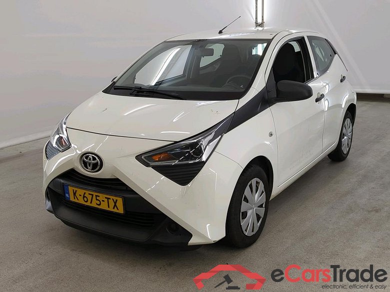 Toyota AYGO 1.0 VVT-i x-fun 5d