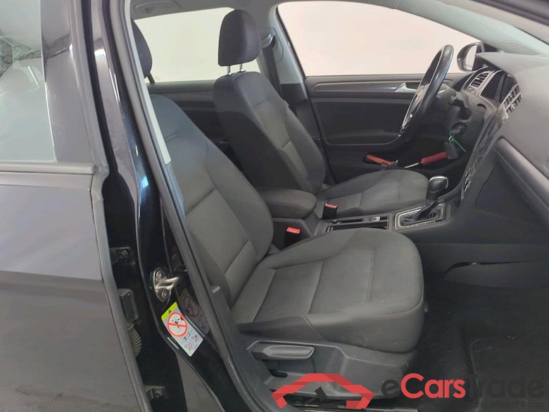 Volkswagen Golf E-DITION 2019 5d #3