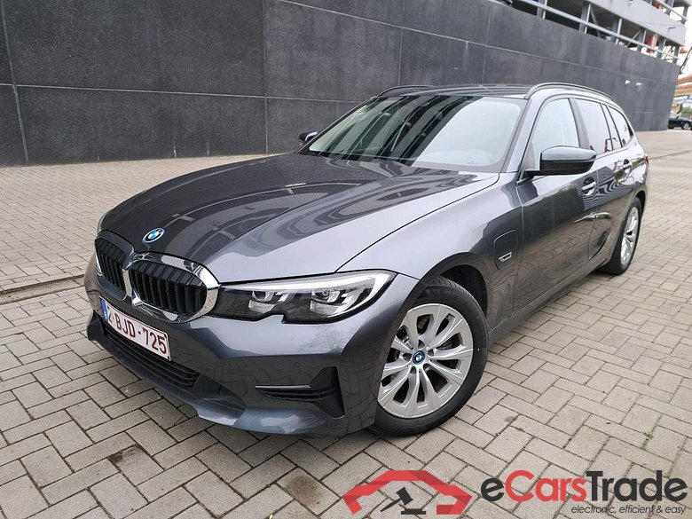 BMW - BMW 3 TOURING 320e 204PK Business Edition With Sport Seats * HYBRID *