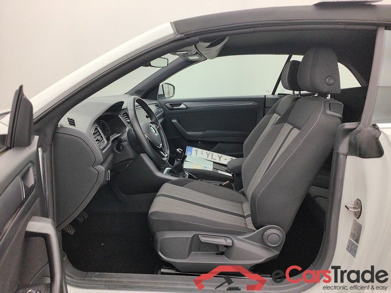 Volkswagen T-Roc Cabriolet 1.5 TSI Style 2d #3
