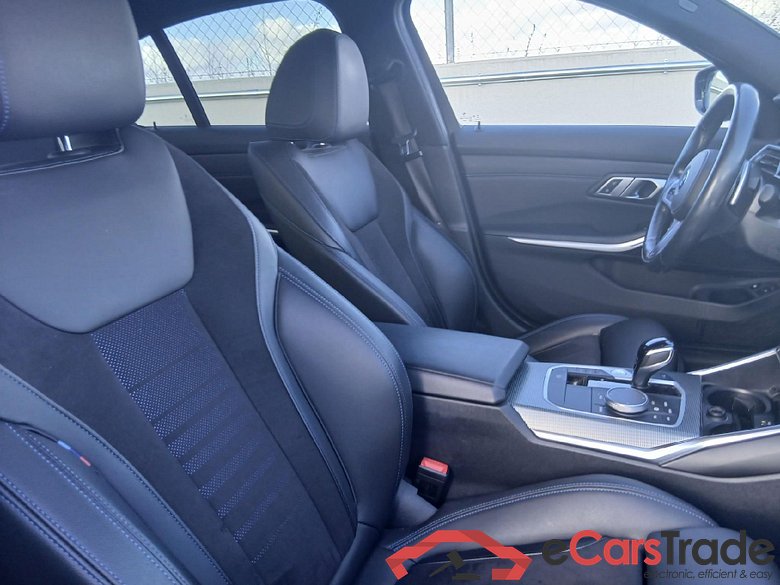 BMW Serie 3 / 2018 / 4P / sedán 330e #6