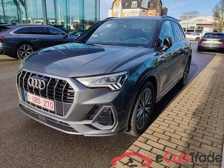 AUDI Q3 Audi Q3  Business Edition S line 35 TFSI  110(150) kW(pk) S tronic