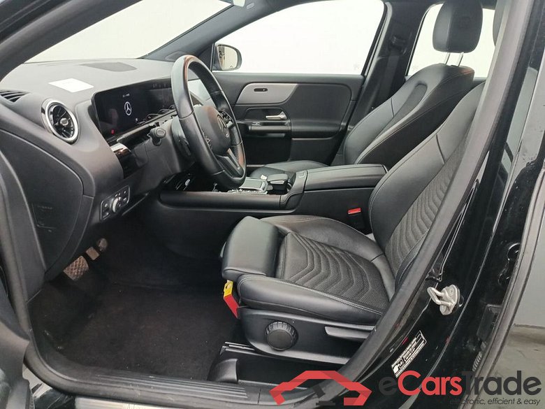 MERCEDES CLASSE GLA (H247) GLA 180 136 Business Solution 5d #3