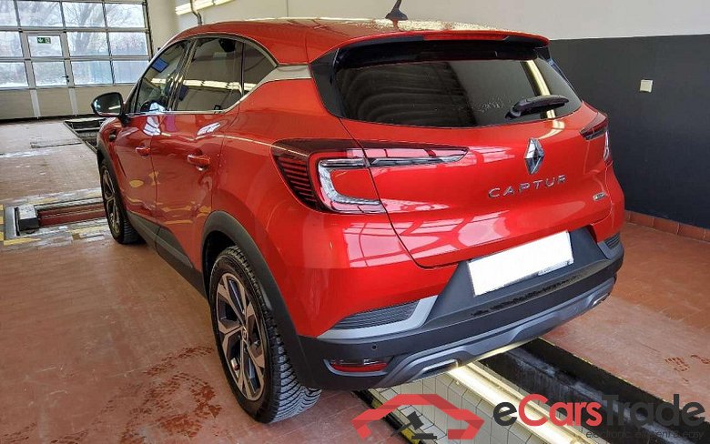 Renault Captur R.S. Line TCe 140 MHEV #4
