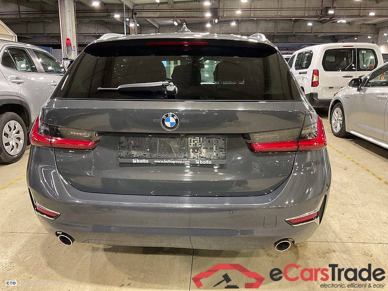 BMW 3 TOURING DIESEL - 2019 318 dA AdBlue #5