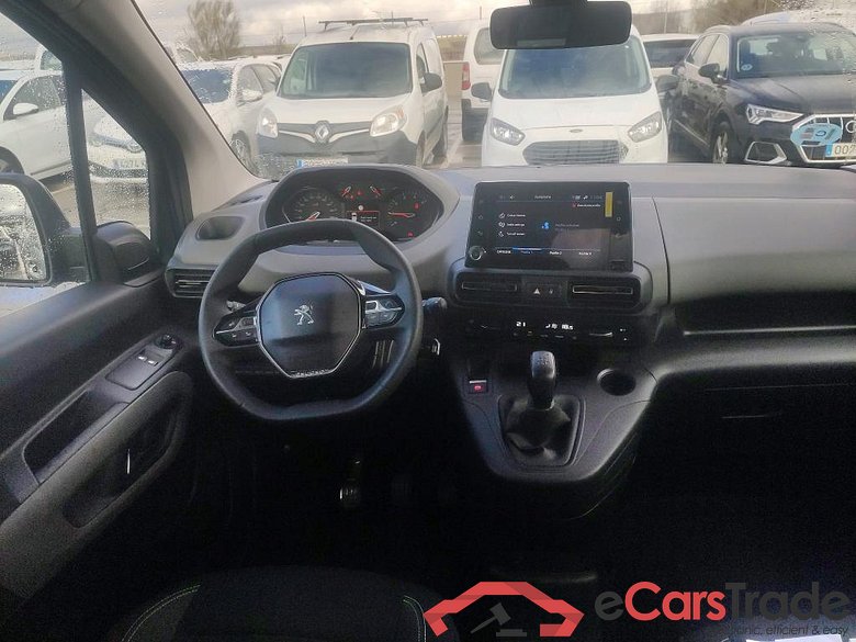PEUGEOT Rifter / 2018 / 5P / monovolumen compacto Active Nav+ Standard BlueHDi 73kW #3
