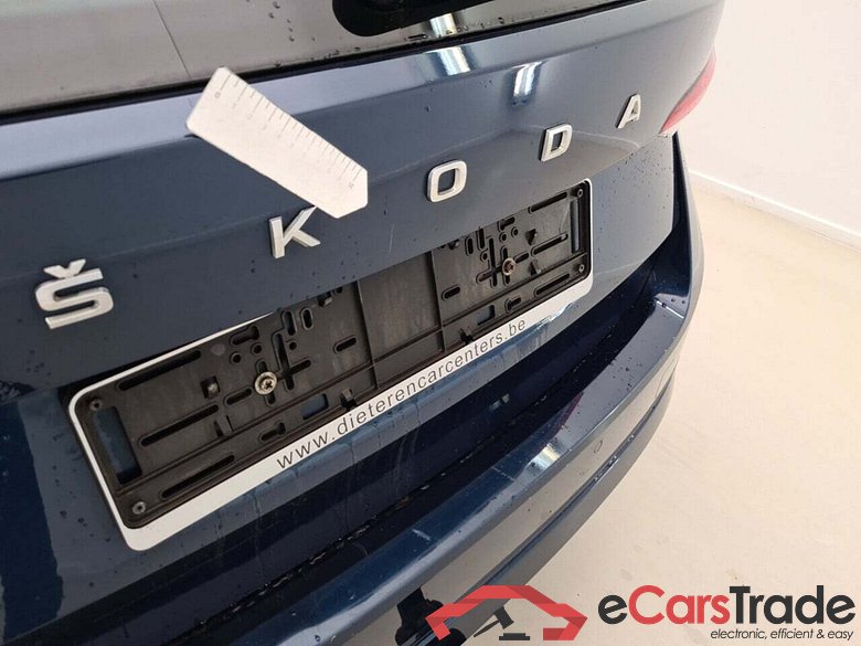 SKODA OCTAVIA COMBI 2.0 CRTDI AMBITION #6