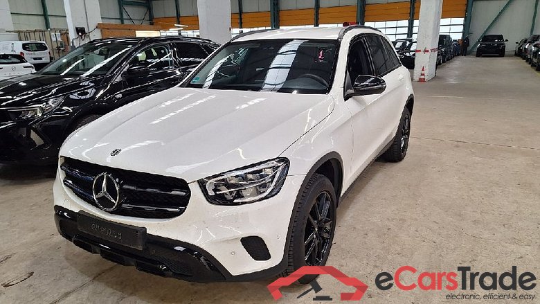 GLC -Klasse GLC 300 de 4Matic (253.911) 2.0 225KW AT9 E6d