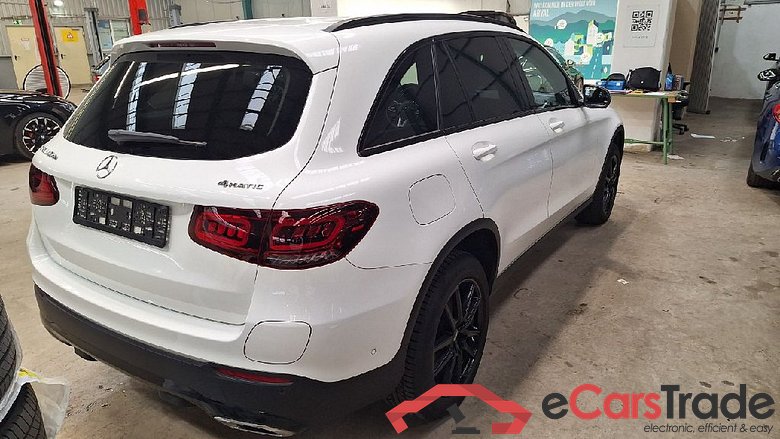 GLC -Klasse GLC 300 de 4Matic (253.911) 2.0 225KW AT9 E6d #3