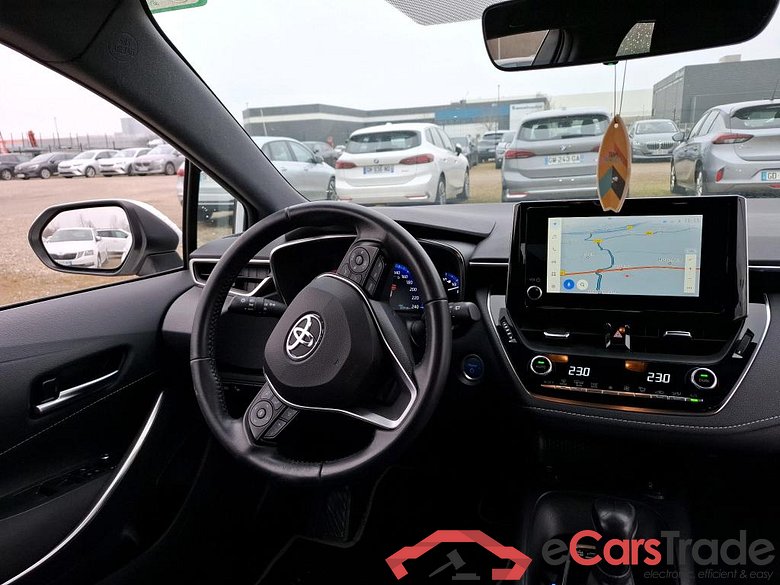 TOYOTA Corolla Touring Sports / 2018 / 5P / Break Hybride 122h Dynamic Business Beyond Zer #5