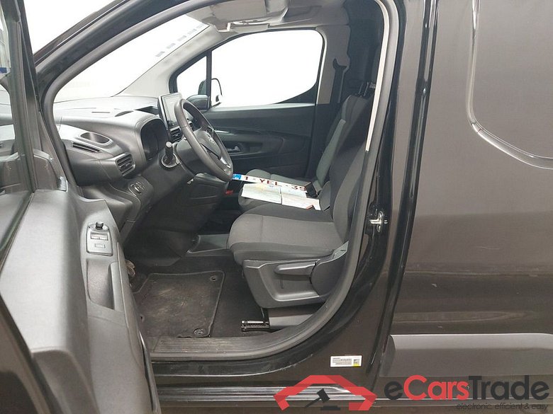 Opel Combo 1.5 Turbo 55kW 2.0T L1H1 Edition 4d #3