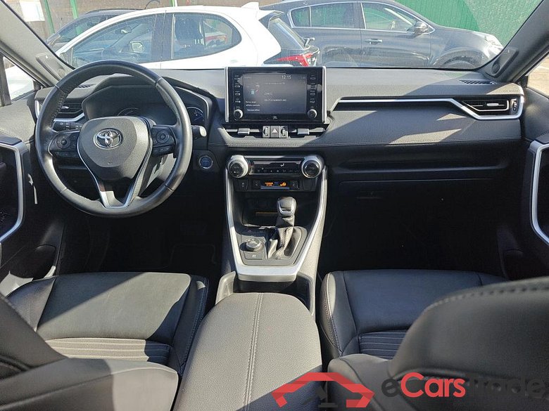TOYOTA Rav4 / 2018 / 5P / todoterreno 2.5l 220H Black Edition 4WD(SP) #3