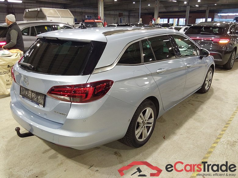 OPEL ASTRA SPORTS TOURER DIESEL - 2 1.6 CDTi ECOTEC D Innovation S-S (EU6.2) STOCK #4