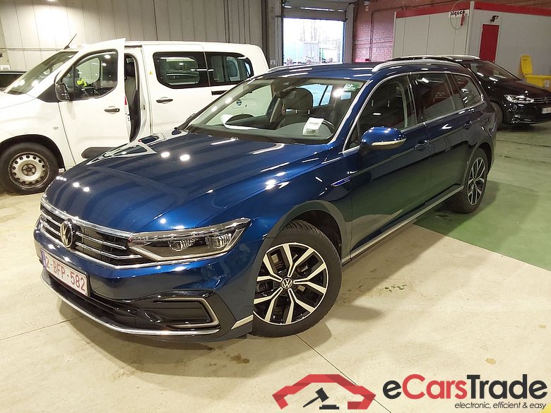 VOLKSWAGEN PASSAT VARIANT GTE - 2020 1.4 TSI PHEV GTE Business DSG