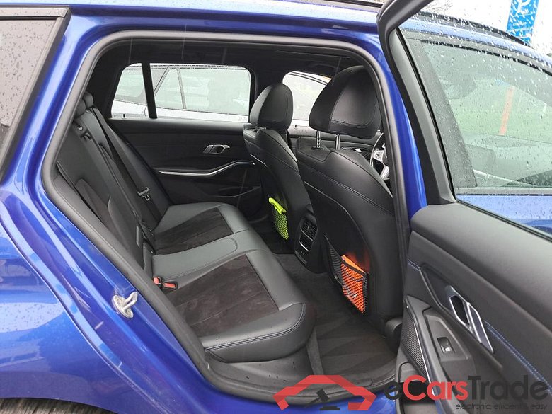 BMW 3 TOURING - 2019 330eA PHEV #6