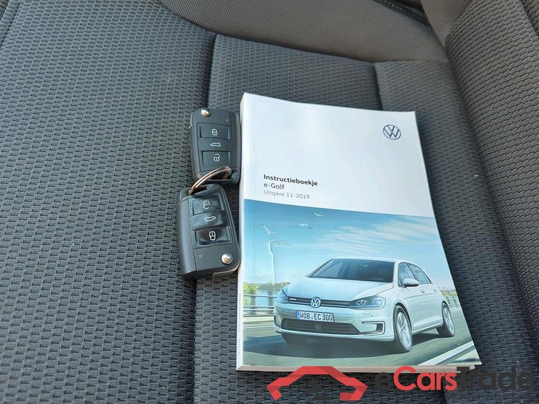 VOLKSWAGEN e-Golf 100 kW #6