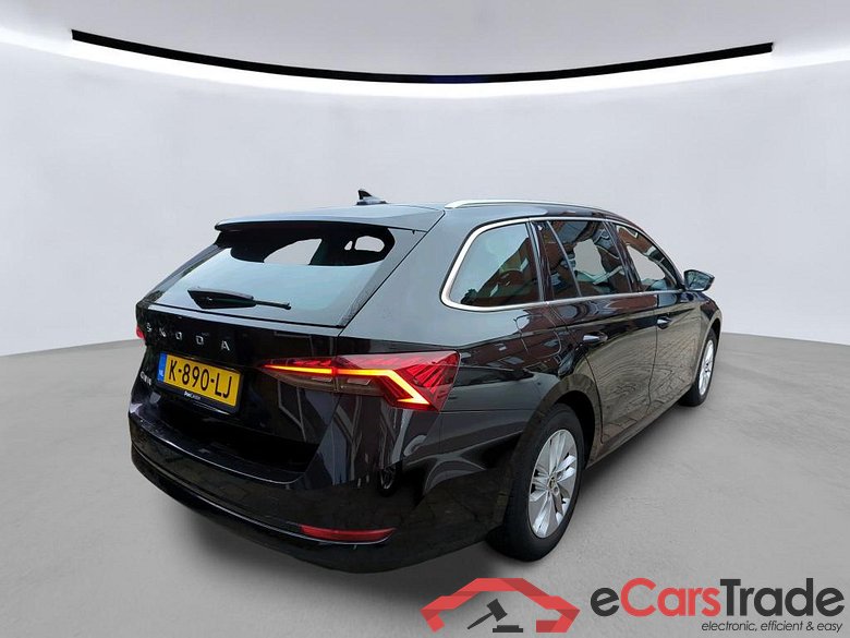 SKODA Octavia Combi 81 kW #5