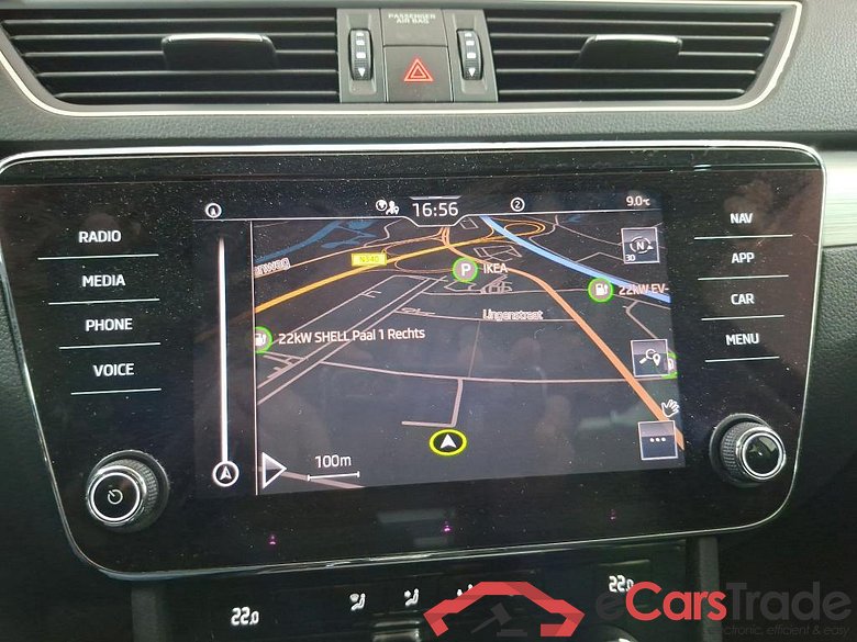 SKODA Superb Combi 110 kW #2