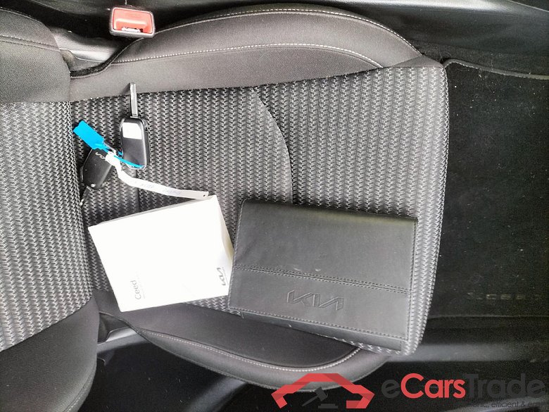 KIA XCeed / 2022 / 5P / todoterreno 1.0 T-GDi Drive 88kW (120CV) #5