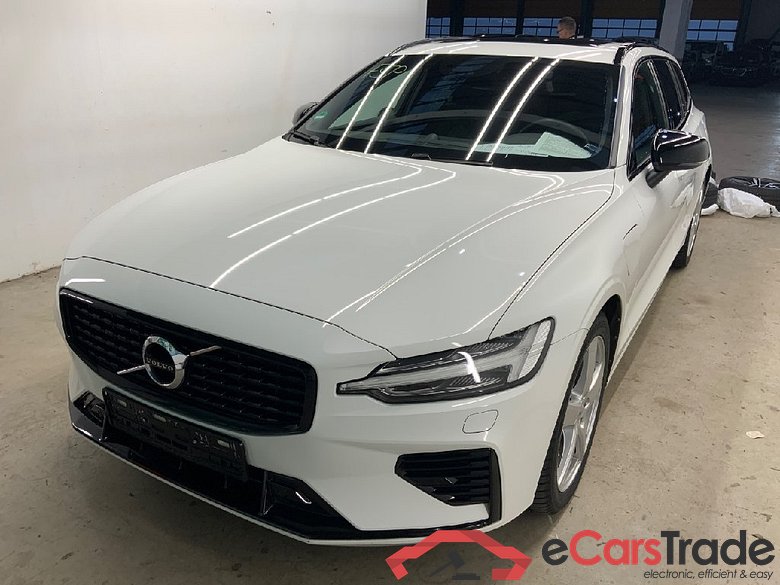 V60 Kombi Plus Dark Recharge Plug-In Hybrid AWD 2.0 T6 293KW AT8 E6d