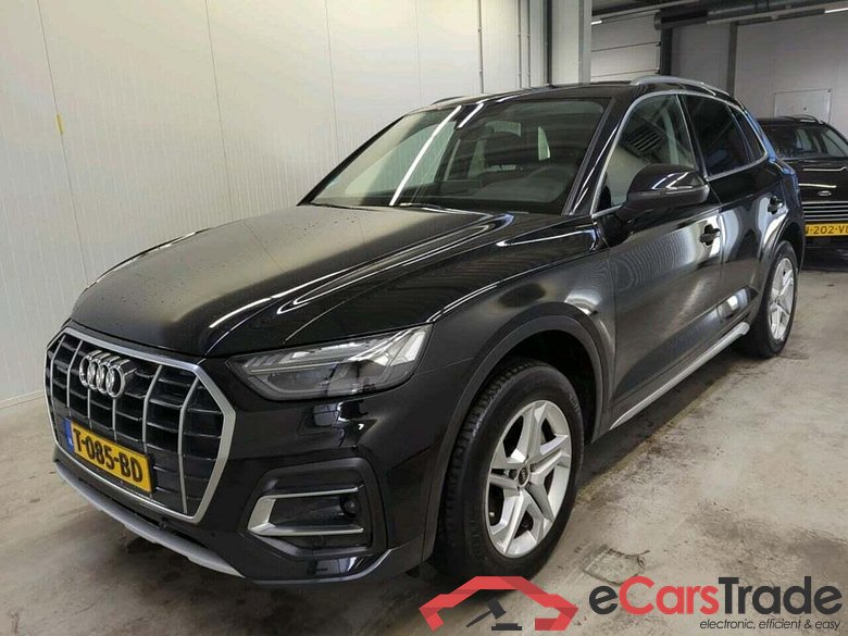 AUDI Q5 50 TFSI e Adv. ed. #1