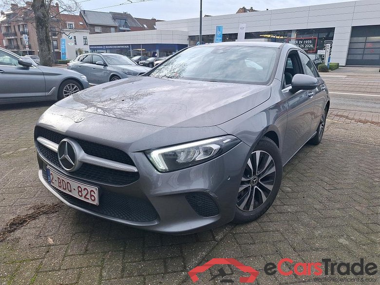 MERCEDES-BENZ A-CLASS LIMOUSINE 1.3 A 180 BUSINESS SOLUTION #1