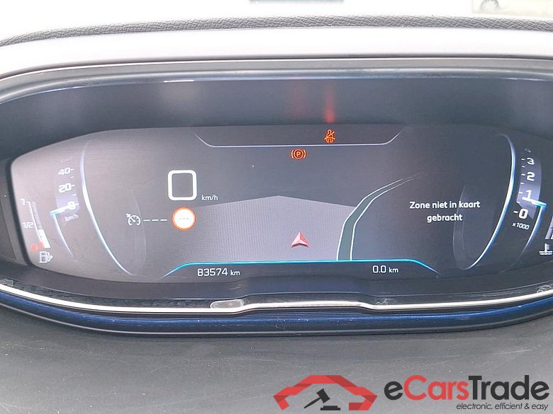 PEUGEOT - PEU 5008 BlueHDi 130PK Active With Connect & DAB & Two Removable Seats #5