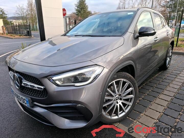 Mercedes GLA 250e Plug-In Hybrid AMG Night Aut. Pano LED-MultiBeam Widescreen Ambient Navi 1/2 Sport-Leather-Alcantara KeylessGo Camera 360 Klima PDC ...