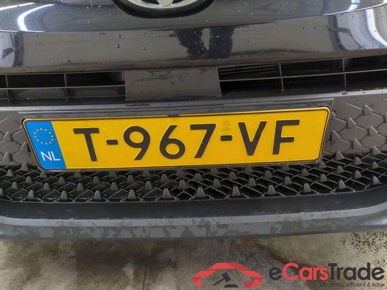 TOYOTA Aygo X 1.0 VVT-i MT Play #4