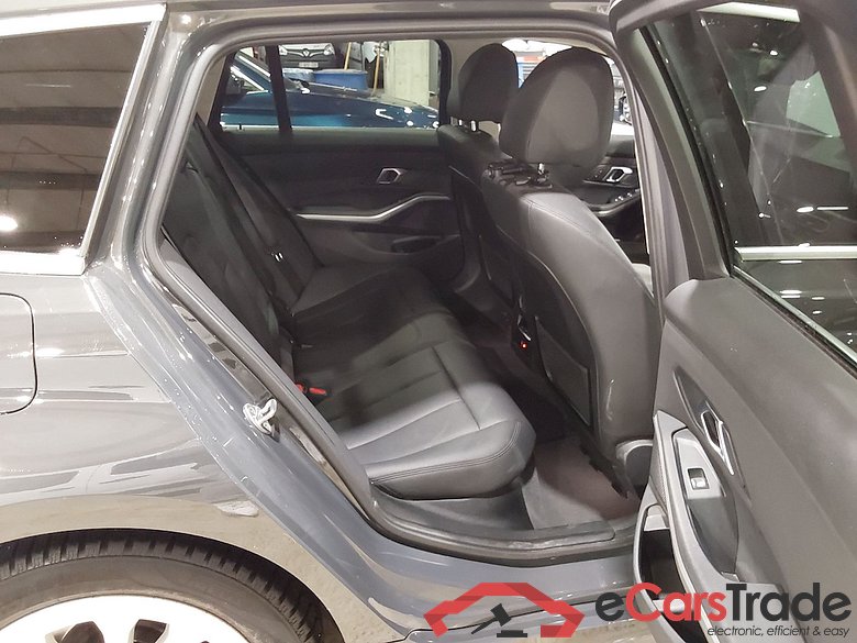 BMW 3 SERIES TOURING 2.0 318D (100KW) TOURING #5