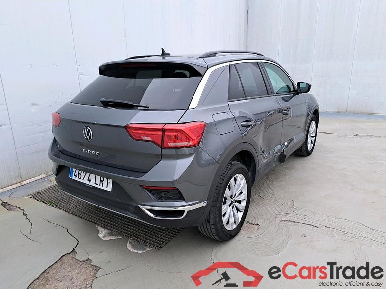 VOLKSWAGEN T-Roc / 2017 / 5P / todoterreno Advance 2.0 TDI 110kW (150CV) DSG (AC2) #2