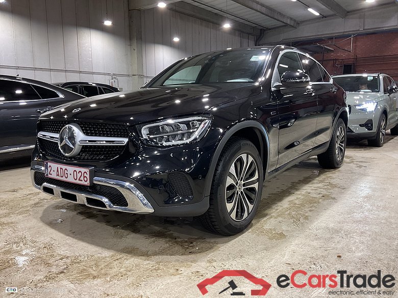 MERCEDES-BENZ GLC COUPE 2.0 GLC 300 DE 4MATIC BUS SOL AUTO