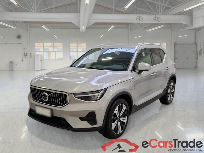 VOLVO XC40 / 2021 / 5P / SUV T4 RECHARGE PLUG-IN AUTO CORE #1