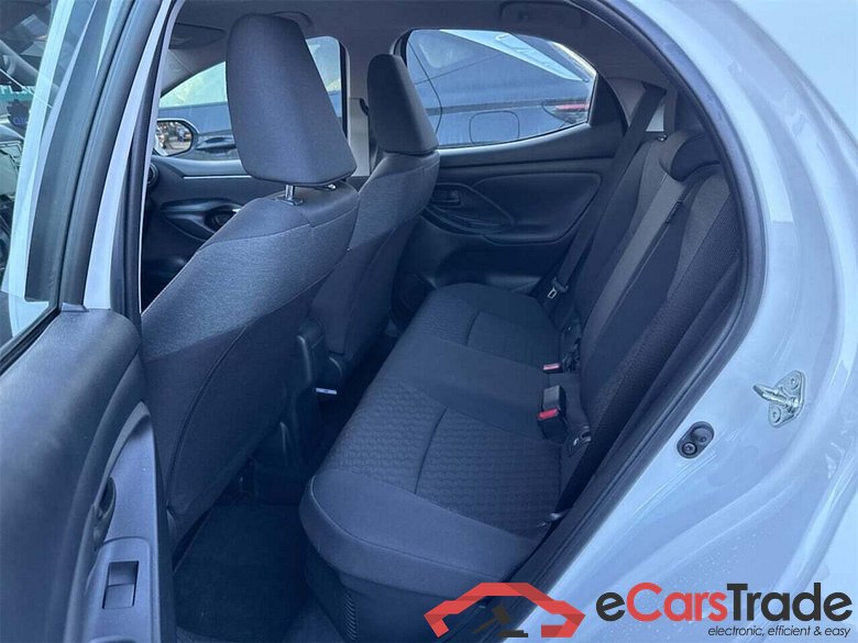 TOYOTA YARIS 1.5 Hybrid Dynamic #5