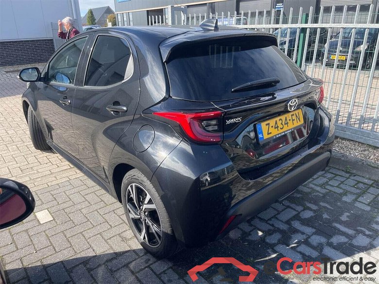 TOYOTA YARIS 1.5 Hybrid 115 First Edition #3