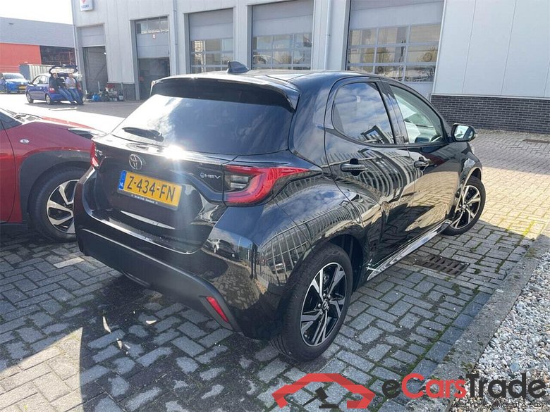 TOYOTA YARIS 1.5 Hybrid 115 First Edition #4