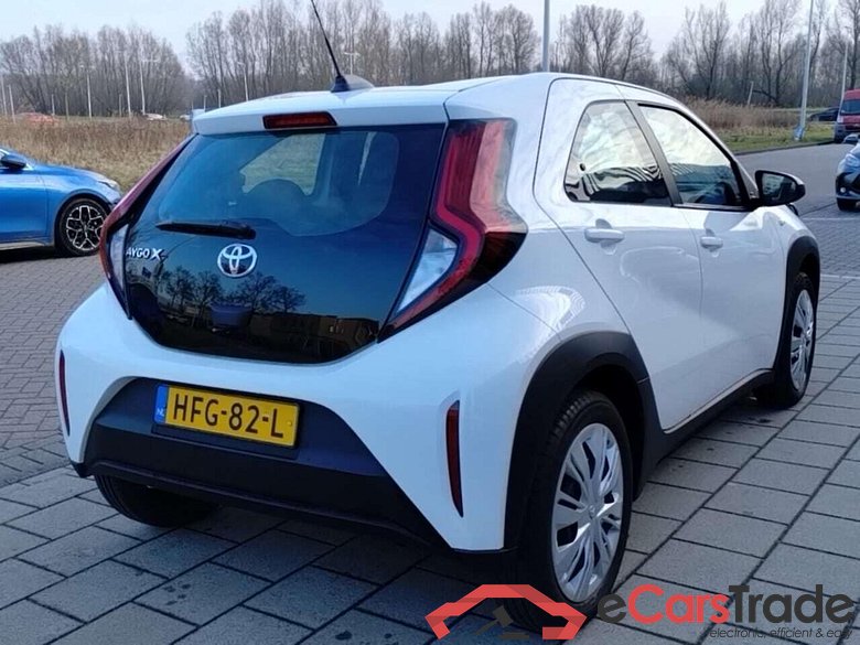 TOYOTA Aygo X 1.0 VVT-i S-CVT Play #4