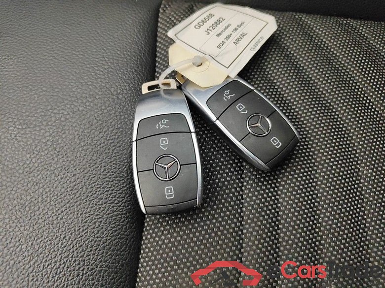 Mercedes-Benz EQA EQA 250+ Business Line 5d #4