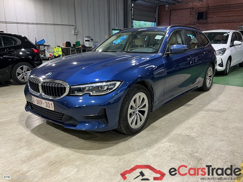 BMW 3 SERIES TOURING 2.0 320I (135KW) AUTO TOURING