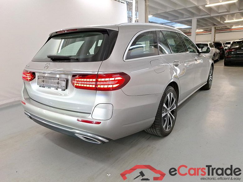 MERCEDES-BENZ E-CLASS BREAK 2.0 E 300 E AUTO #4