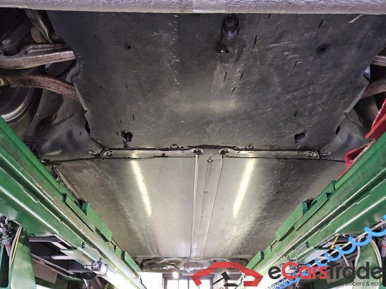 Tesla Model Y - SUV5 Dual, Maximale Reichweite Dual AWD, 2021 - 2025 Maximum Range / Premium #5