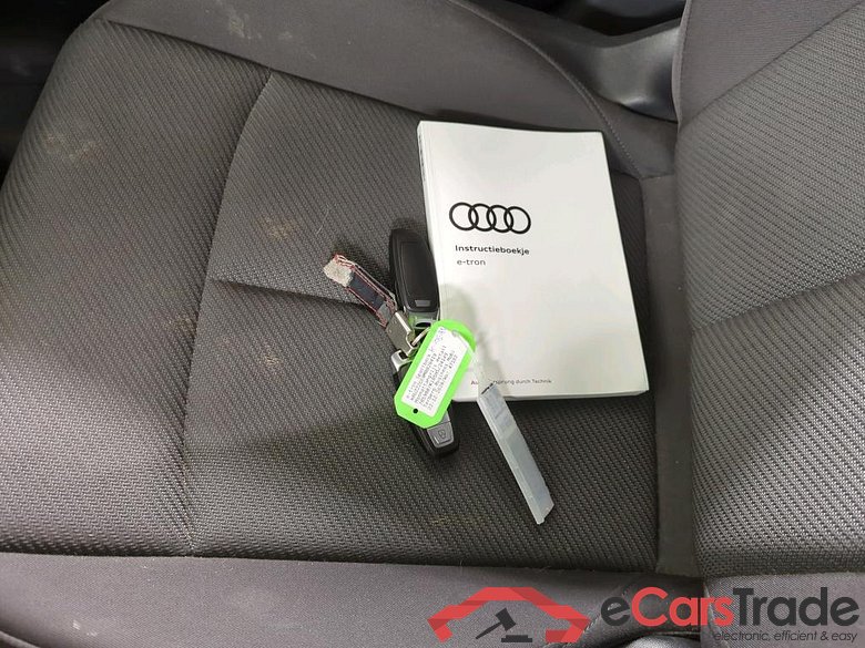 Audi e-tron Sportback 50 quattro Business edition 5d + Optiekpakket zwart #4