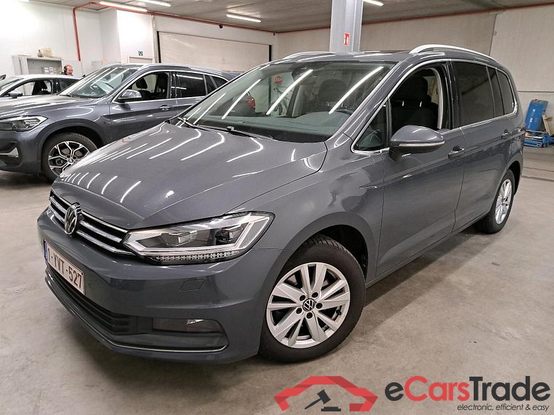 VOLKSWAGEN - VW  TOURAN TSi 150PK DSG Highline & Pack Business Plus & Winter & PDC & Nav Discover Media & Rear Camera * PETROL *