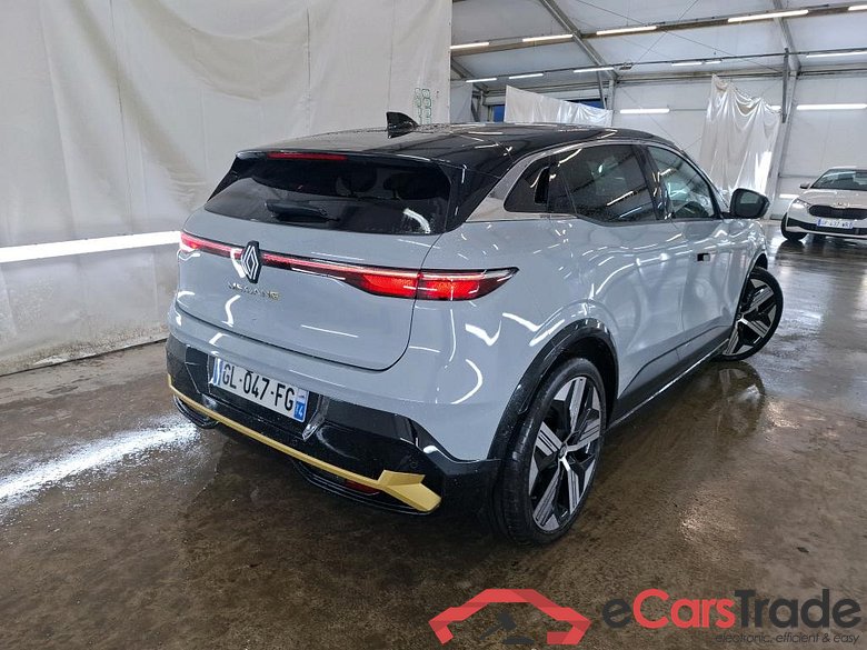 RENAULT Mégane E-TECH / 2022 / 5P / Berline iconic EV60 220ch super charge #2
