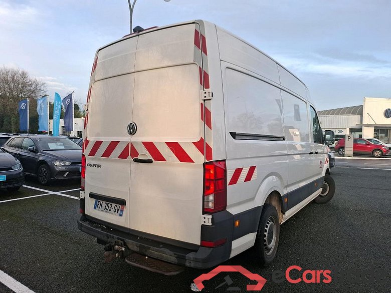 Crafter Fourgon Fourgon 35 mittlerer Radstand mit Hochdach FWD 2.0 140CV BVM6 #3