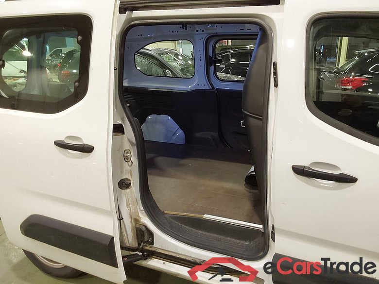 CITROAu2039N BERLINGO 1.5 BLUEHDI 100 XL HEAVY CLUB #5