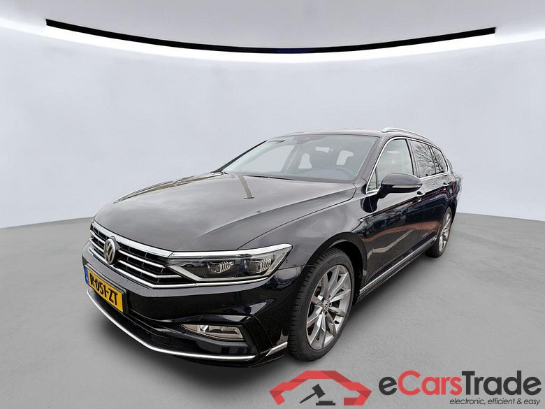 VOLKSWAGEN Passat Variant 110 kW #1